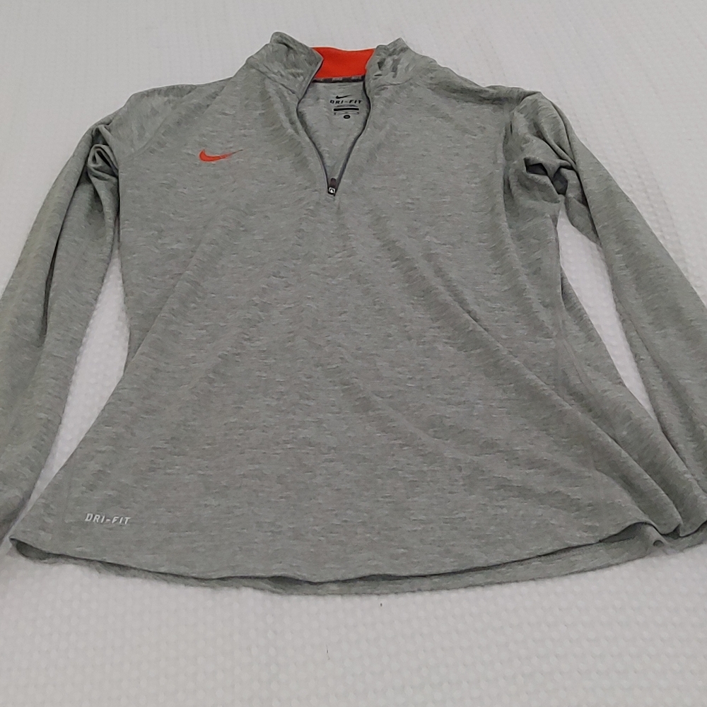 Nike dri-fit quarter zip pullover